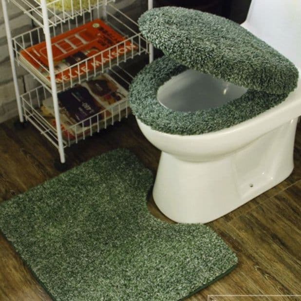 トイレマット ふわふわボリューム防滑トイレマット二点セット